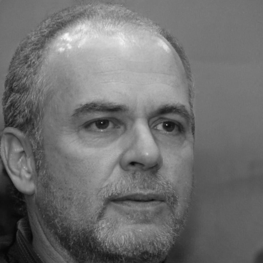 Retrato de Florencio Aguirre, especialista en mercados
